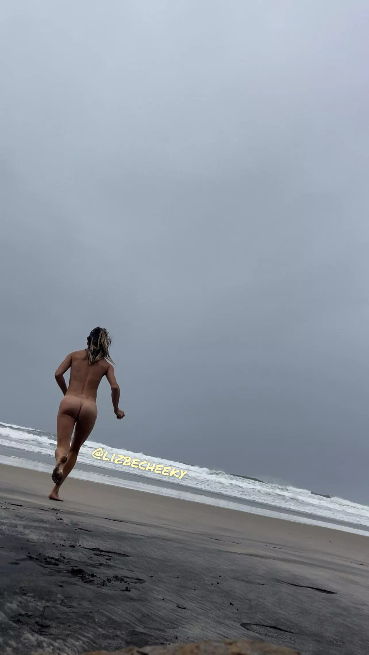 Did some Cold 🥶 Plunging today at a nude beach! 🏝️ lol was the only one there. Would you swim in this west coast ocean in this cloudy weather?