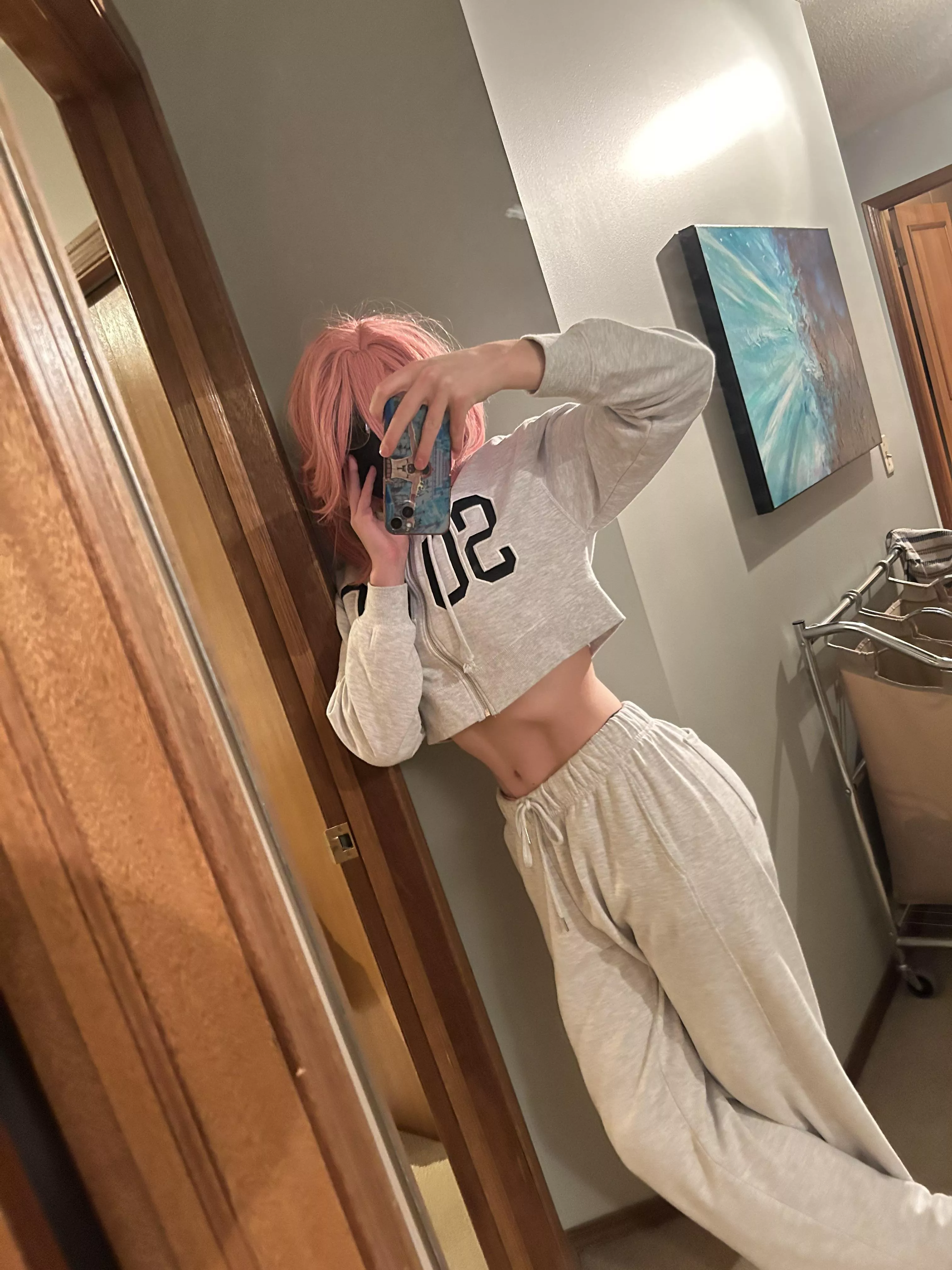 Do u like my outfit?