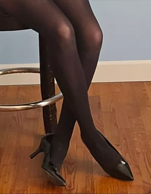 Do you think YOU could uncross my legs?