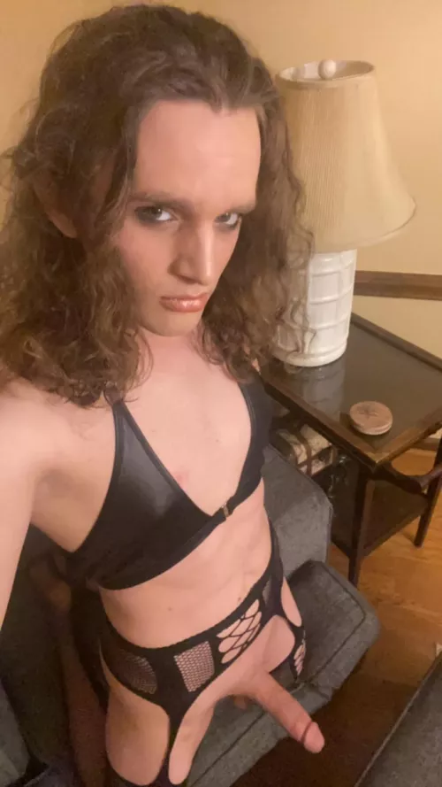 do you want a trans dom to be your girlfriend?