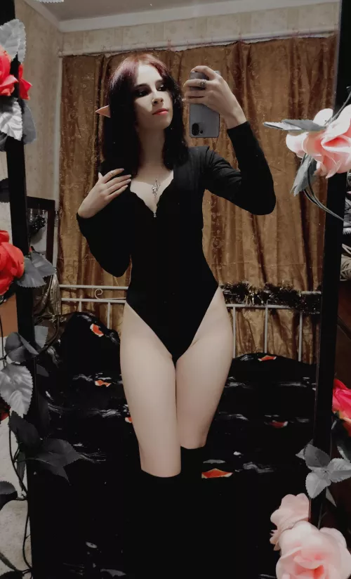 Efl girl by ReymaVan