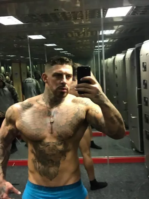 Gym selfie,Girls dm me