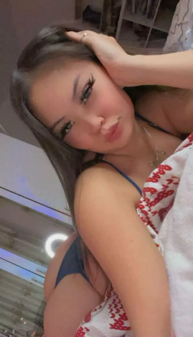 haven't been fucked in over a week. Send help !