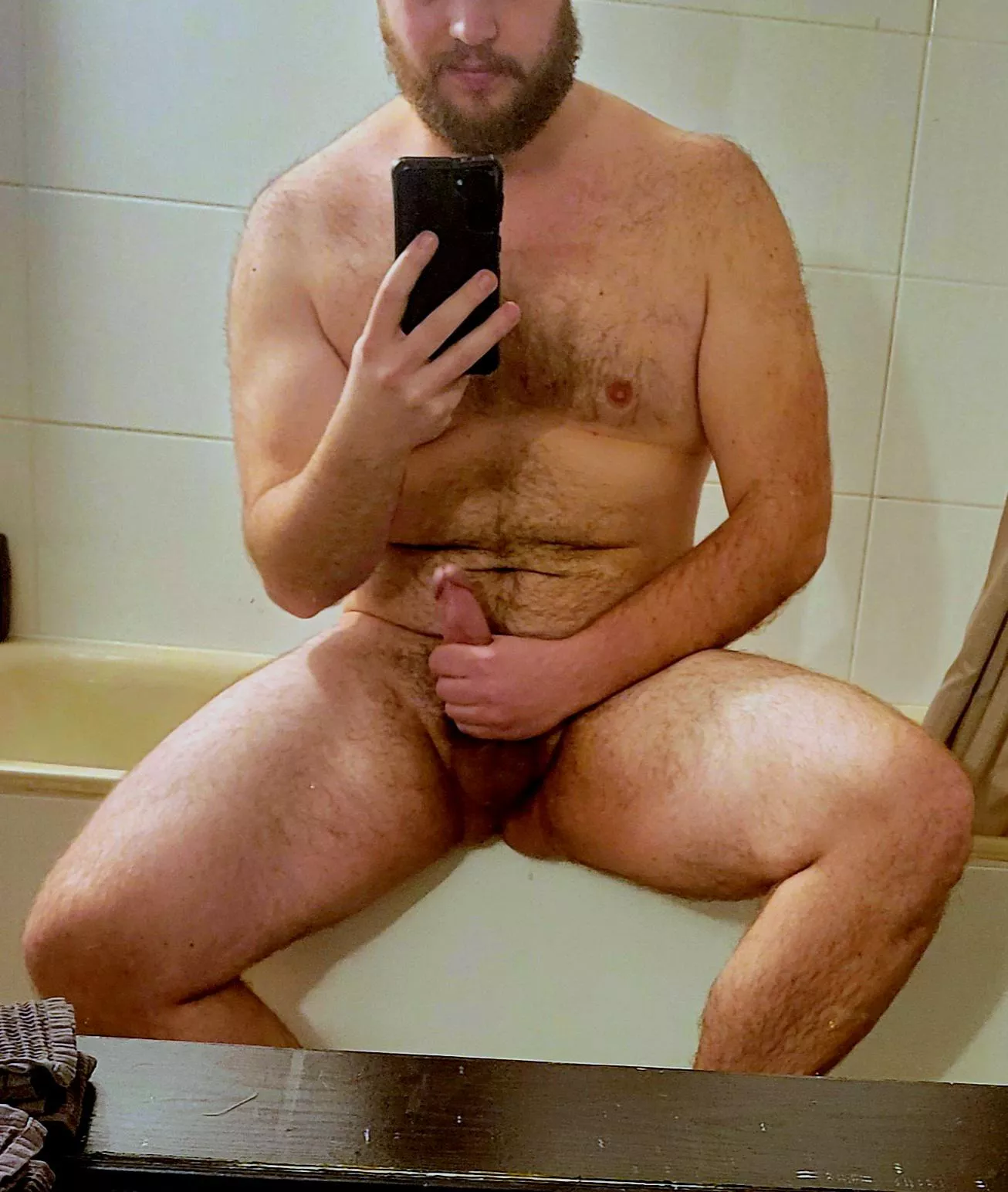 How I look while browsing reddit on this account ;)