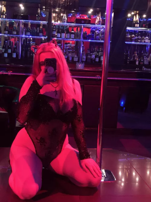 I love wearing my ears to the club 😻