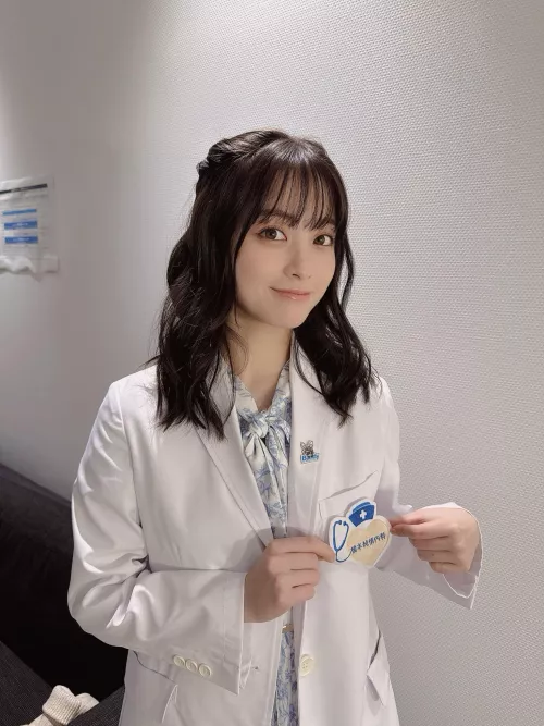 Is this Rena Miyashita? Can you recommend me the best movies of her 🙏