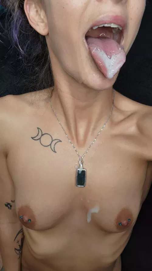 It even got on my necklace 💦