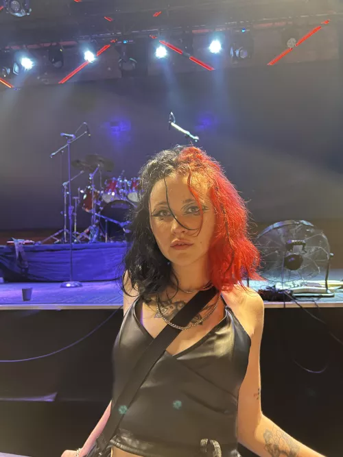 My leather top, do you like that?