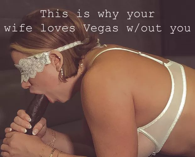 No place like Vegas for a Milf