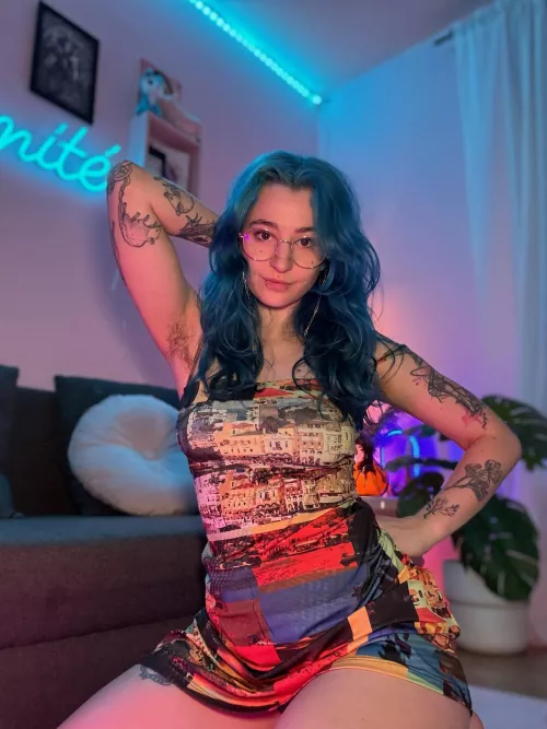 Sniff it or lick it? 