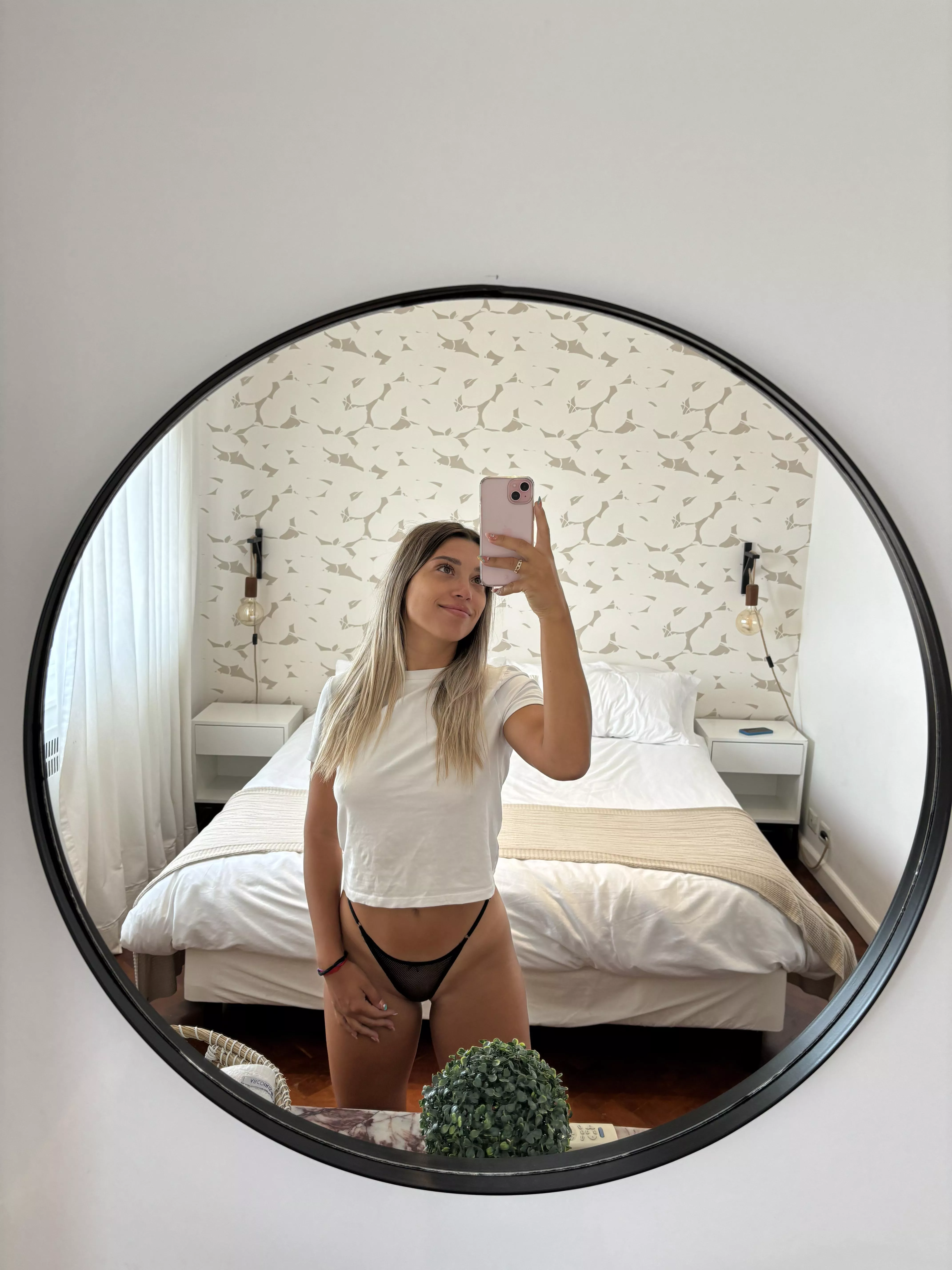 the kind of selfie I would send to you if we were friends