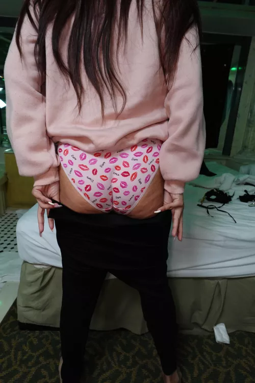 Vday Panty Milf Booty