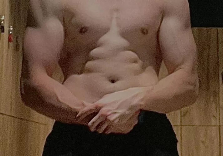 Went to the gym for the first time in 3 weeks, what do you think? :)