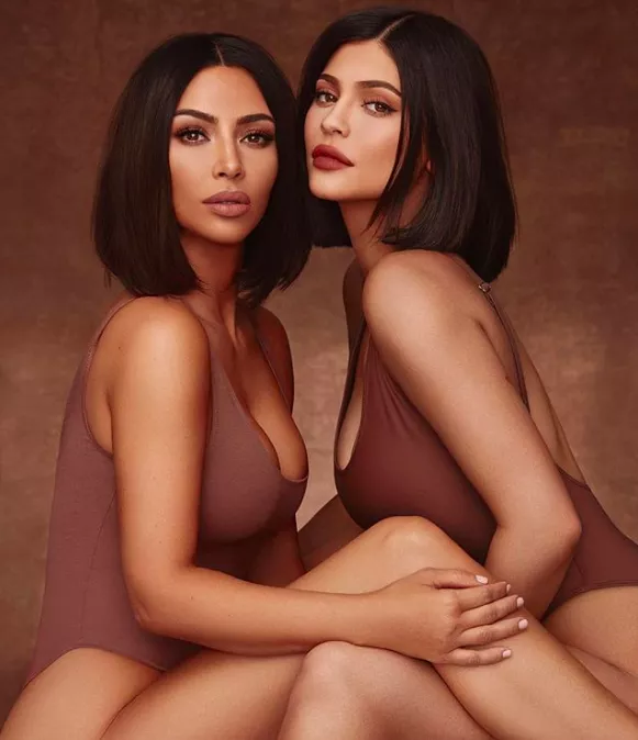 Which one is more slutty?😍