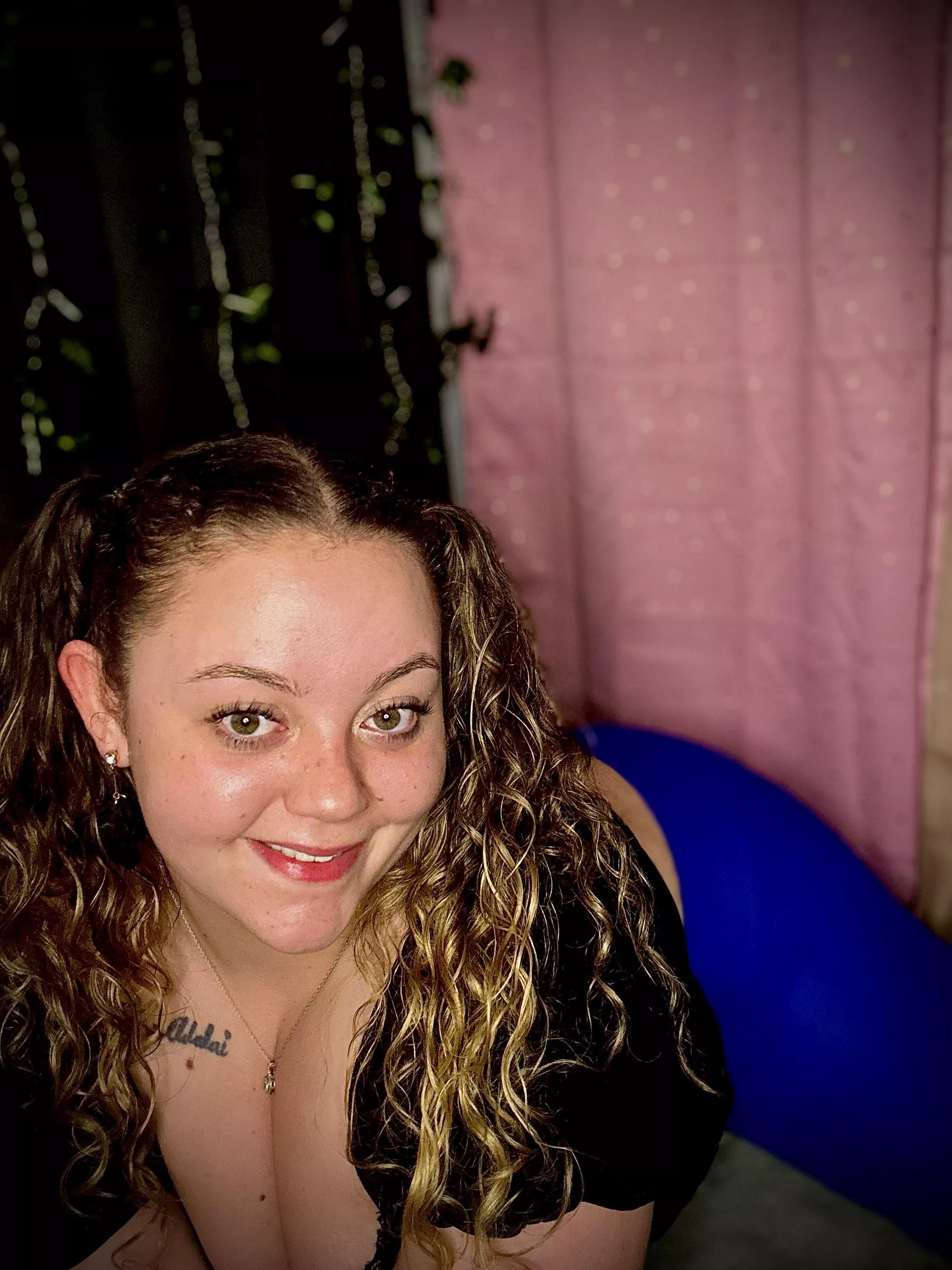 You’re going to let me get on my knees for you on the first date, right @torib.21