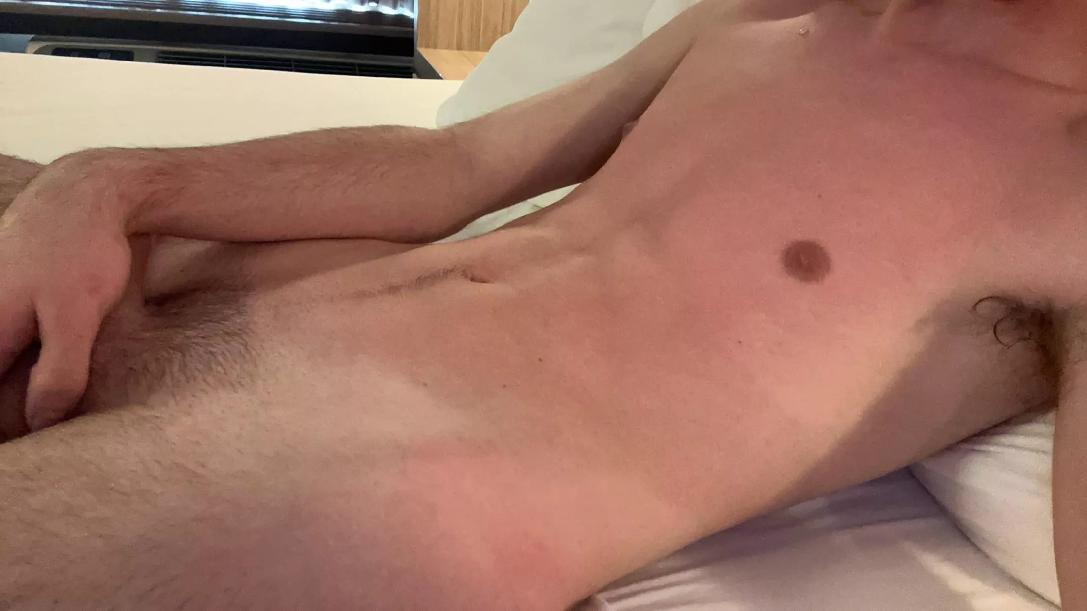 19 m hung. Fit or hung guys hmu andyw11222