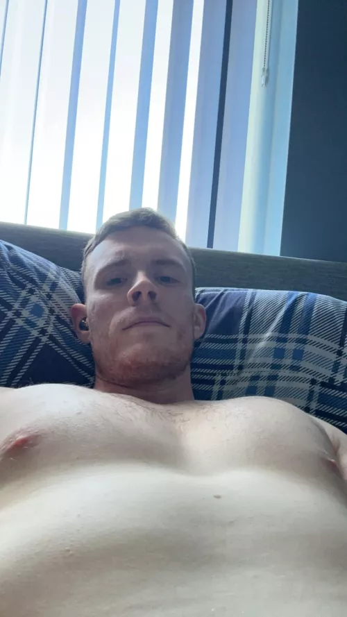 28 M Irish. Horny and looking for cum. Older is a ++ but not required. Snap davidreilly08