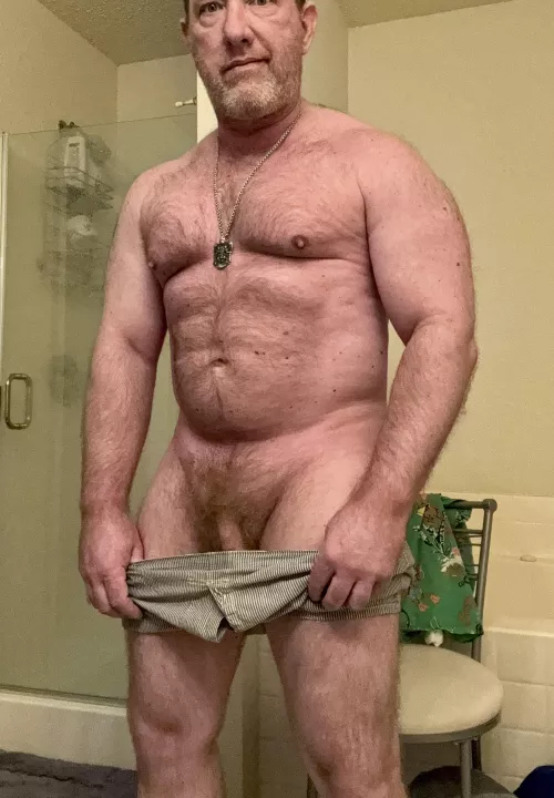48(M) cleaned up after a good workout 