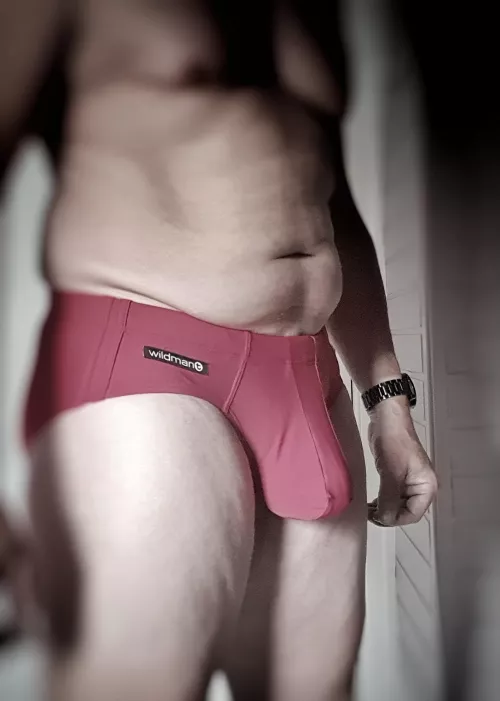 (54) daddy off swimming 