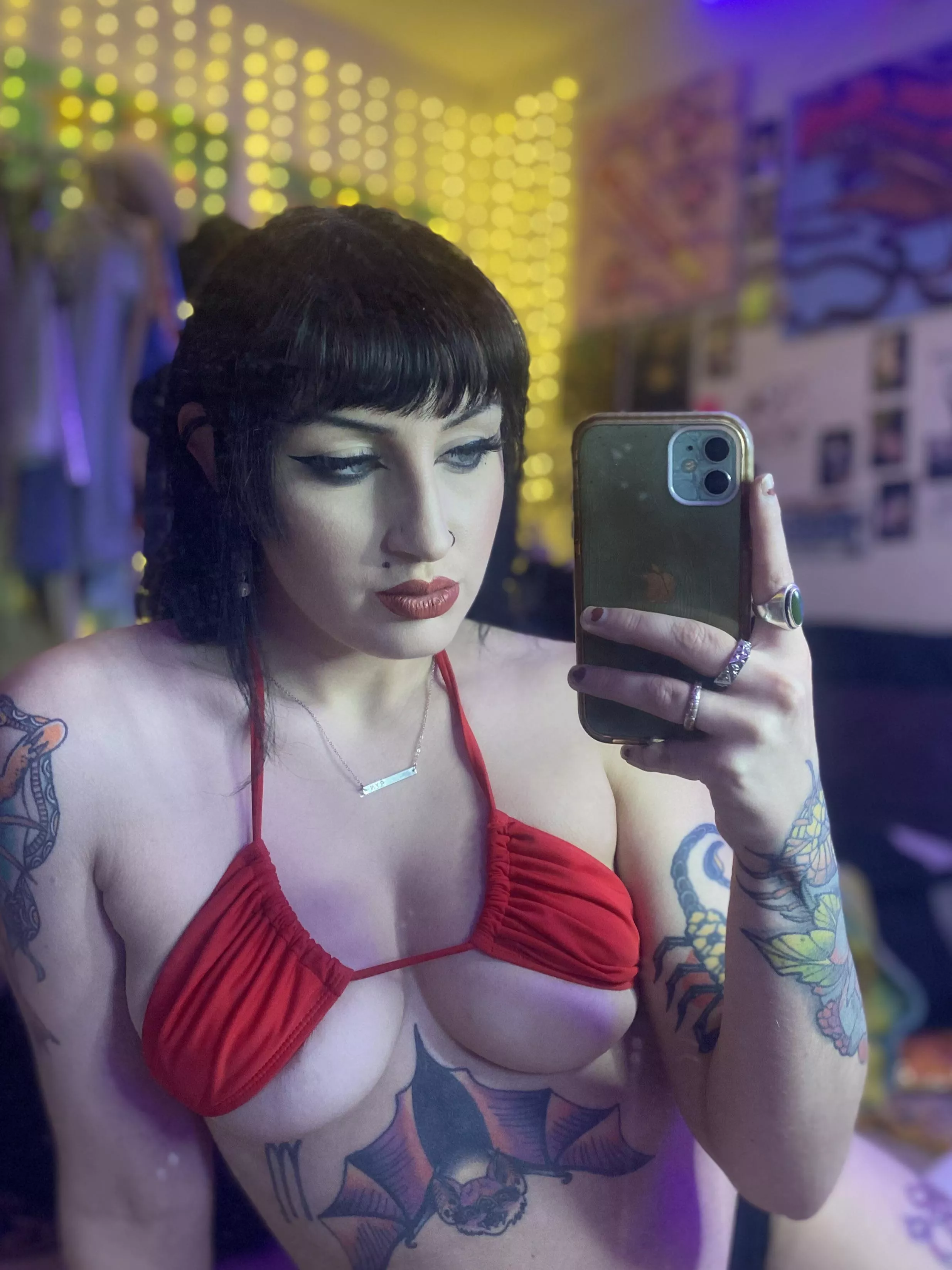 Another lil vampirella look ;3