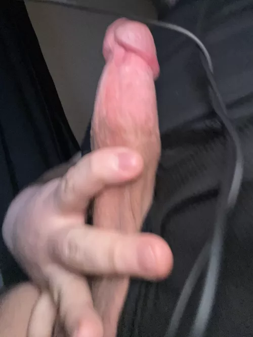 anyone wanna jerk? 18 m chub