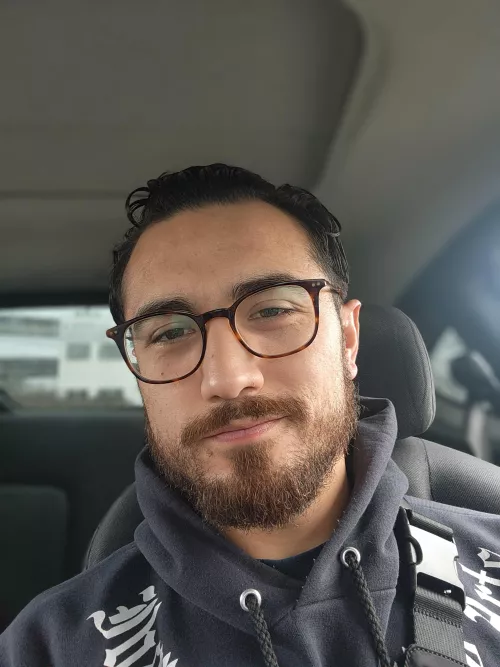 Are beards still in or out 🙈 Enjoy this mixed boys selfie 🙊🇨🇦