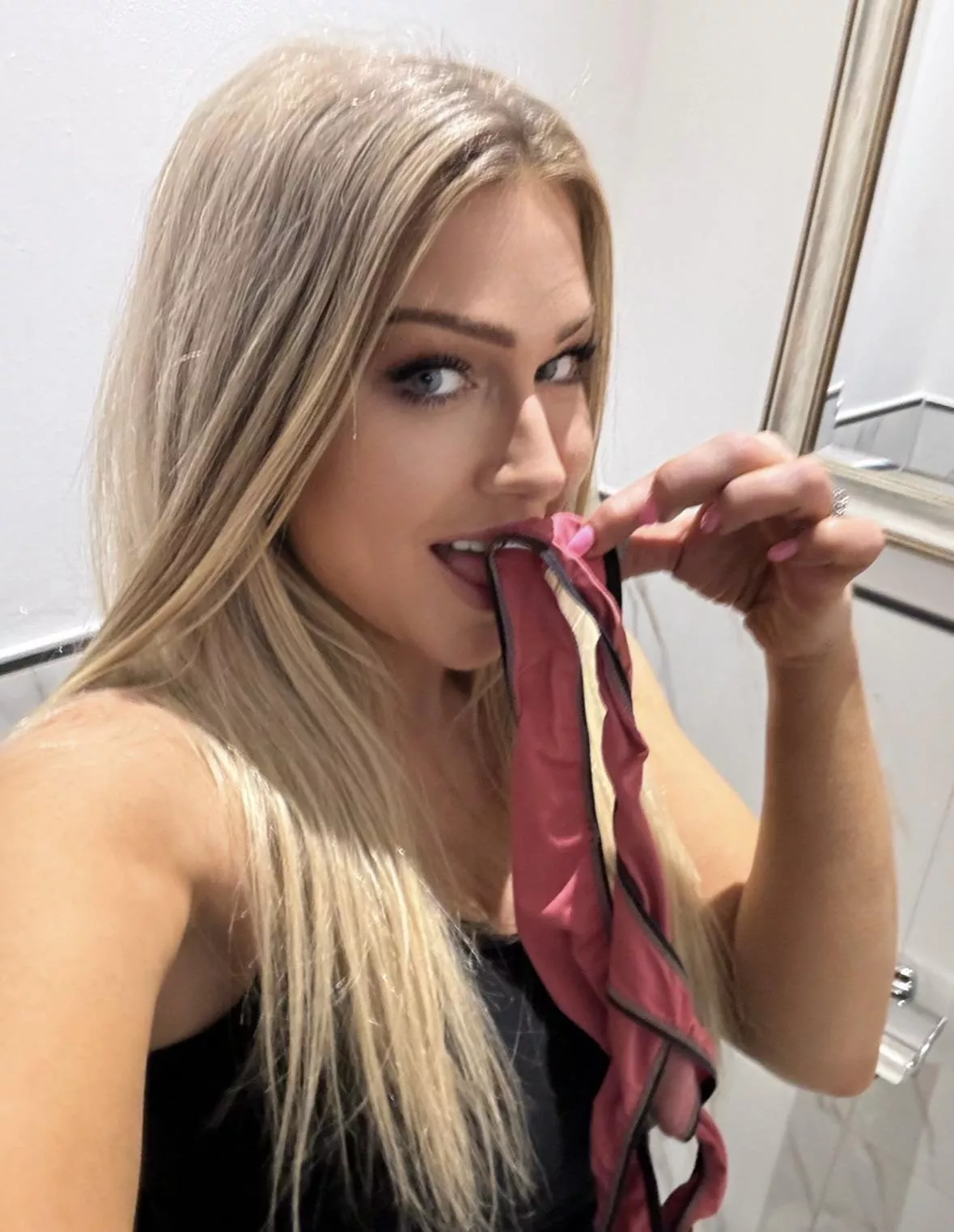 Bathroom selfie… you wanna taste?