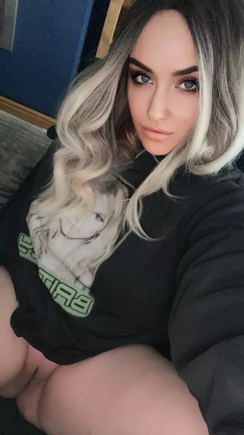 Can I be your new favourite MILF