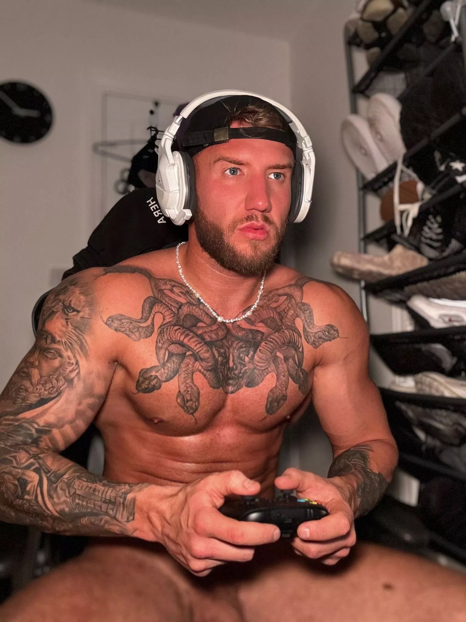 Can you dare play with my cock when others are watching?