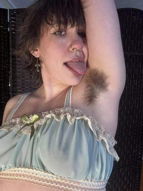 Do you see that bead of sweat? Lick it.