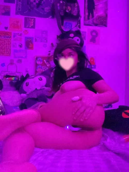 [F20] would you fuck me in the pussy or ass? 💜🖤