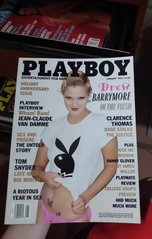 Found this issue in a local used book store in mint condition for just 3.40$. The same issue with roughly the same condition, is going for just a tad over 150$ on Ebay.