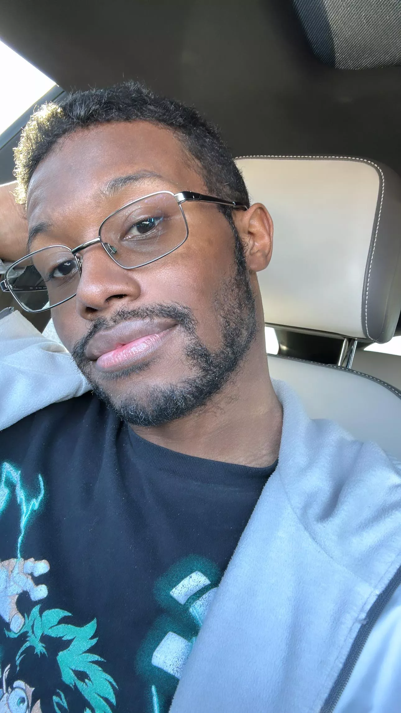 Have to work on my birthday from having to take off yesterday from being sick from other people coming to work sick 🫤