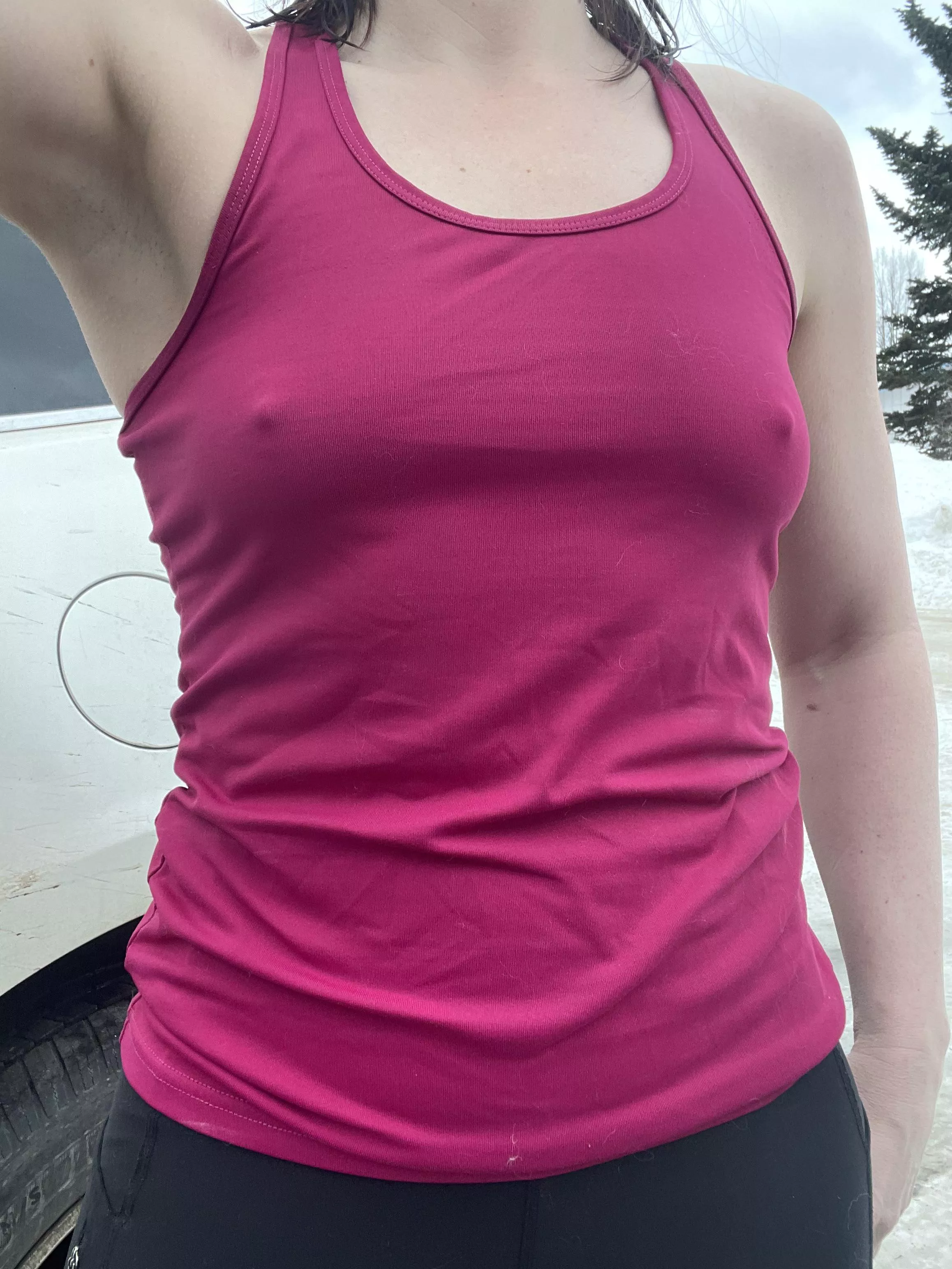 Heading to the gym… will I catch your attention?? 41F