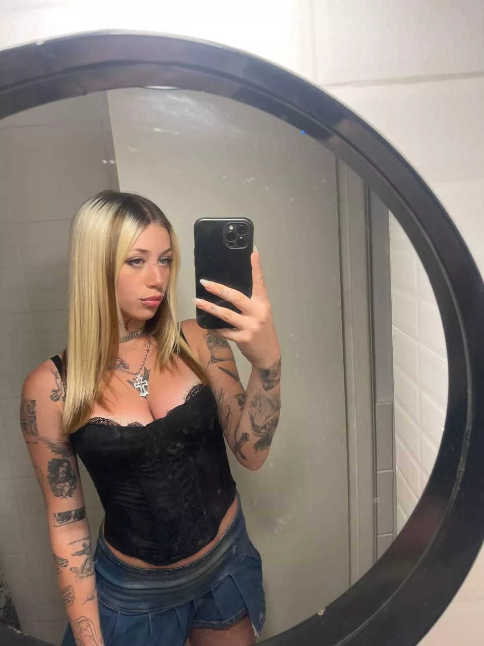 how do you like my outfit of the day?