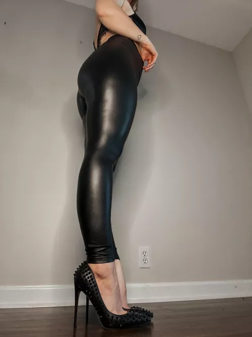 I give you permission to clean my heels with your tongue