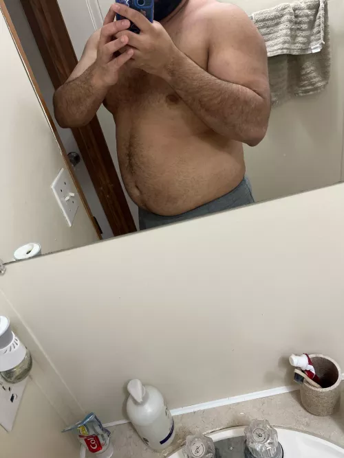 I like showing my body hehe