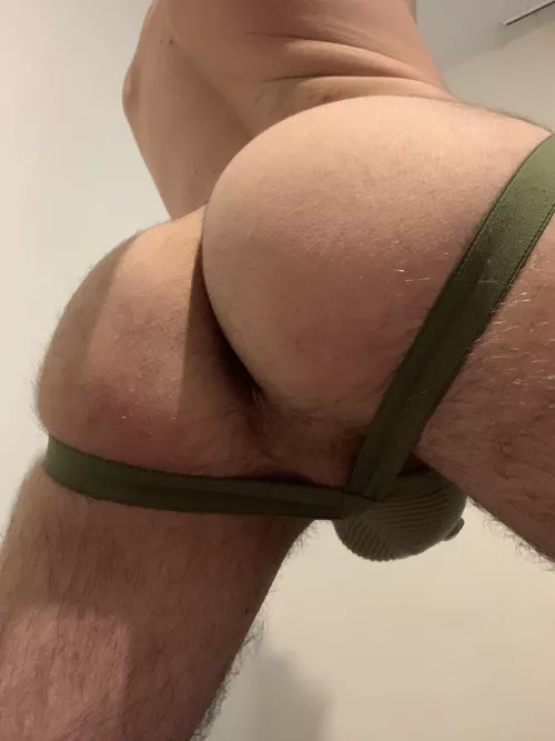 I love wearing these during my workout, you wanna join me with my next one?