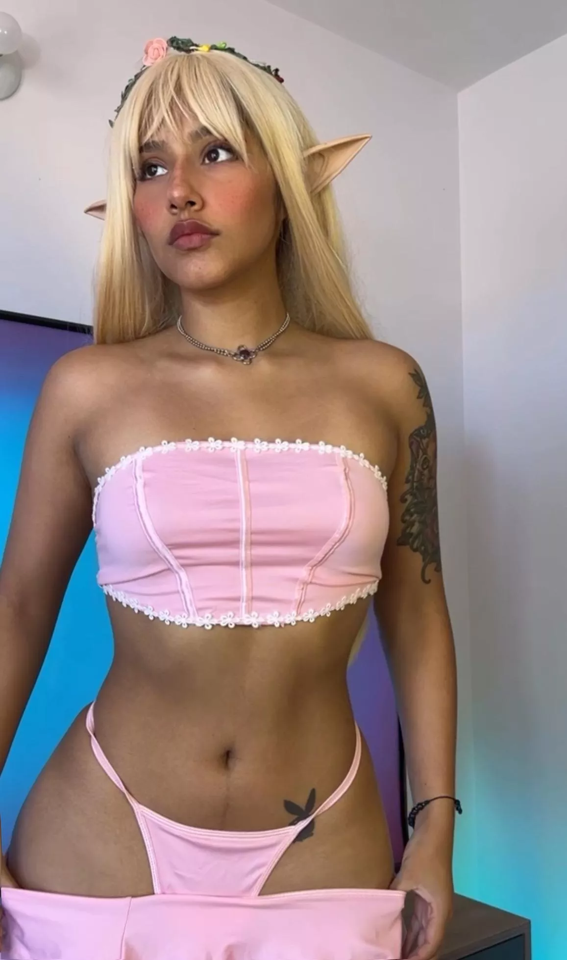 I need some D in my Elf pussy