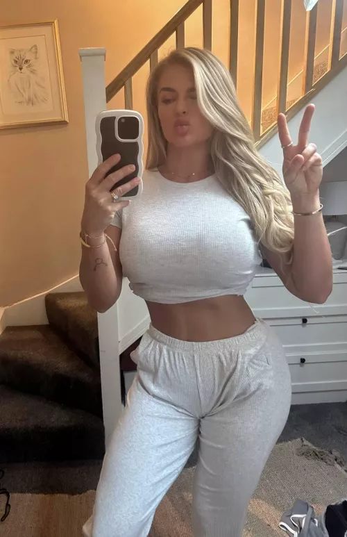 I think my crop top is really cute