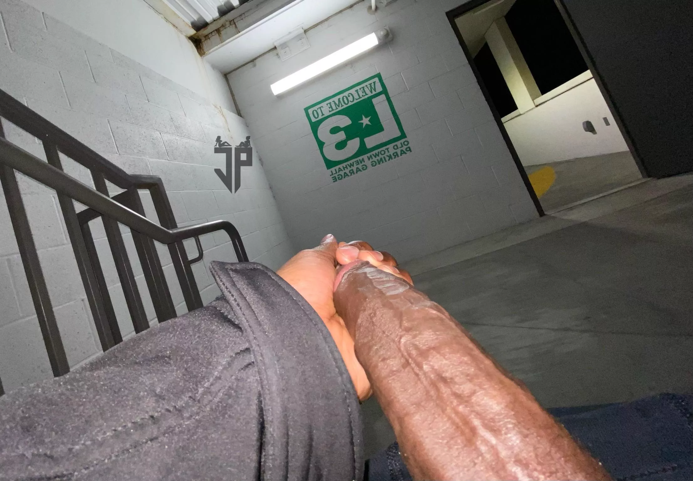 I’m on level 3 waiting for u 