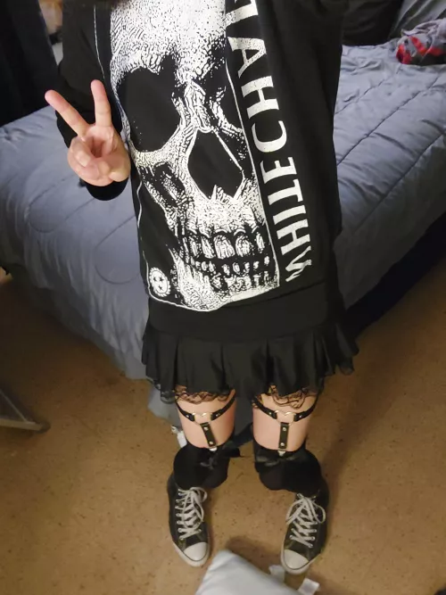 In case nobody told you today, you look beautiful 🫶🖤