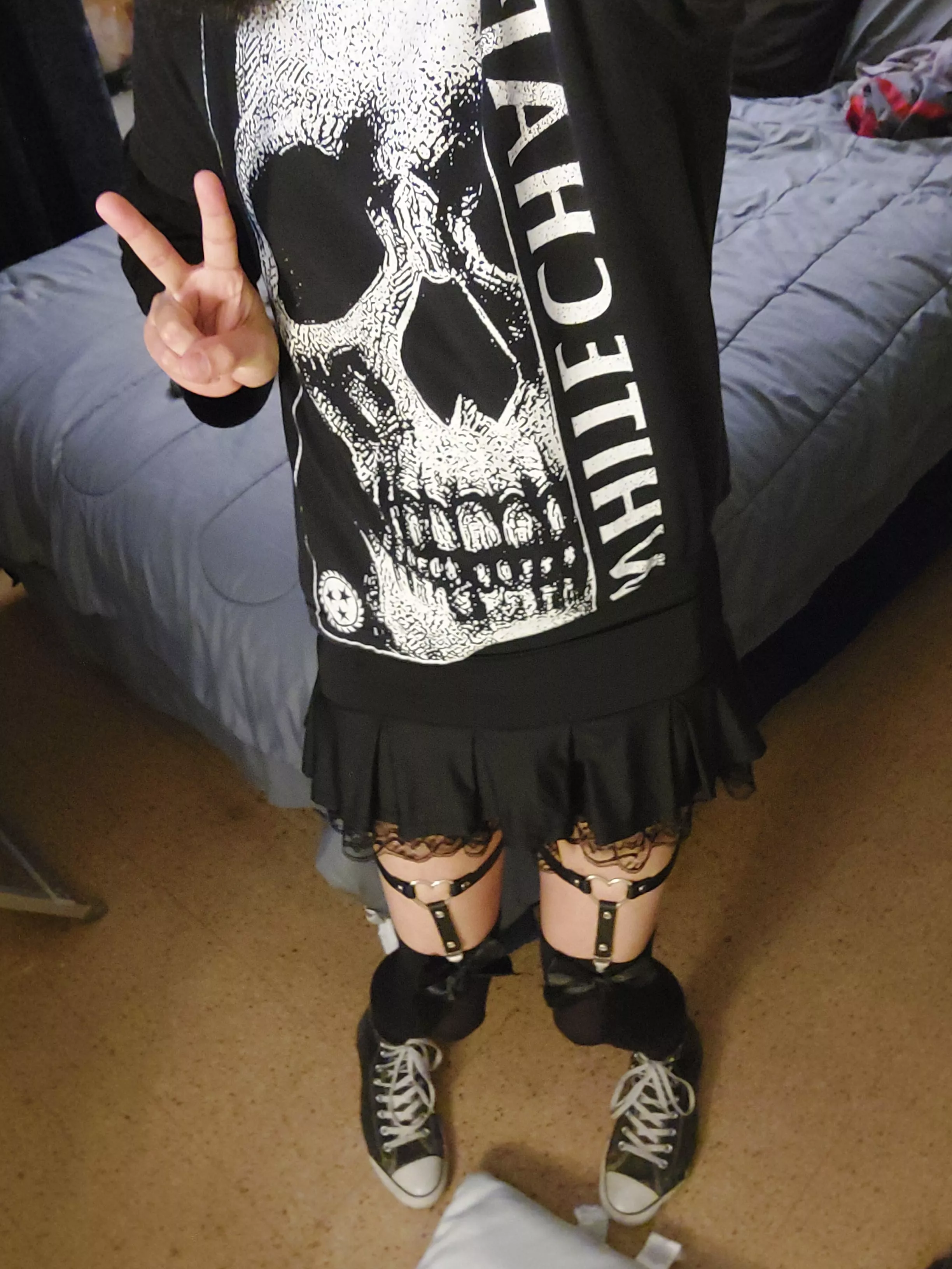 In case nobody told you today, you look beautiful 🫶🖤