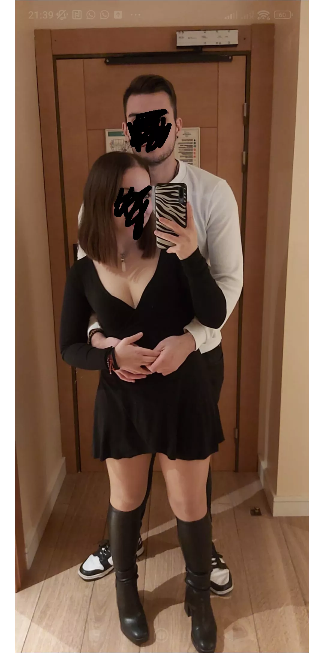 MF4F 23 Couple in Barcelona wants to 3some only woman