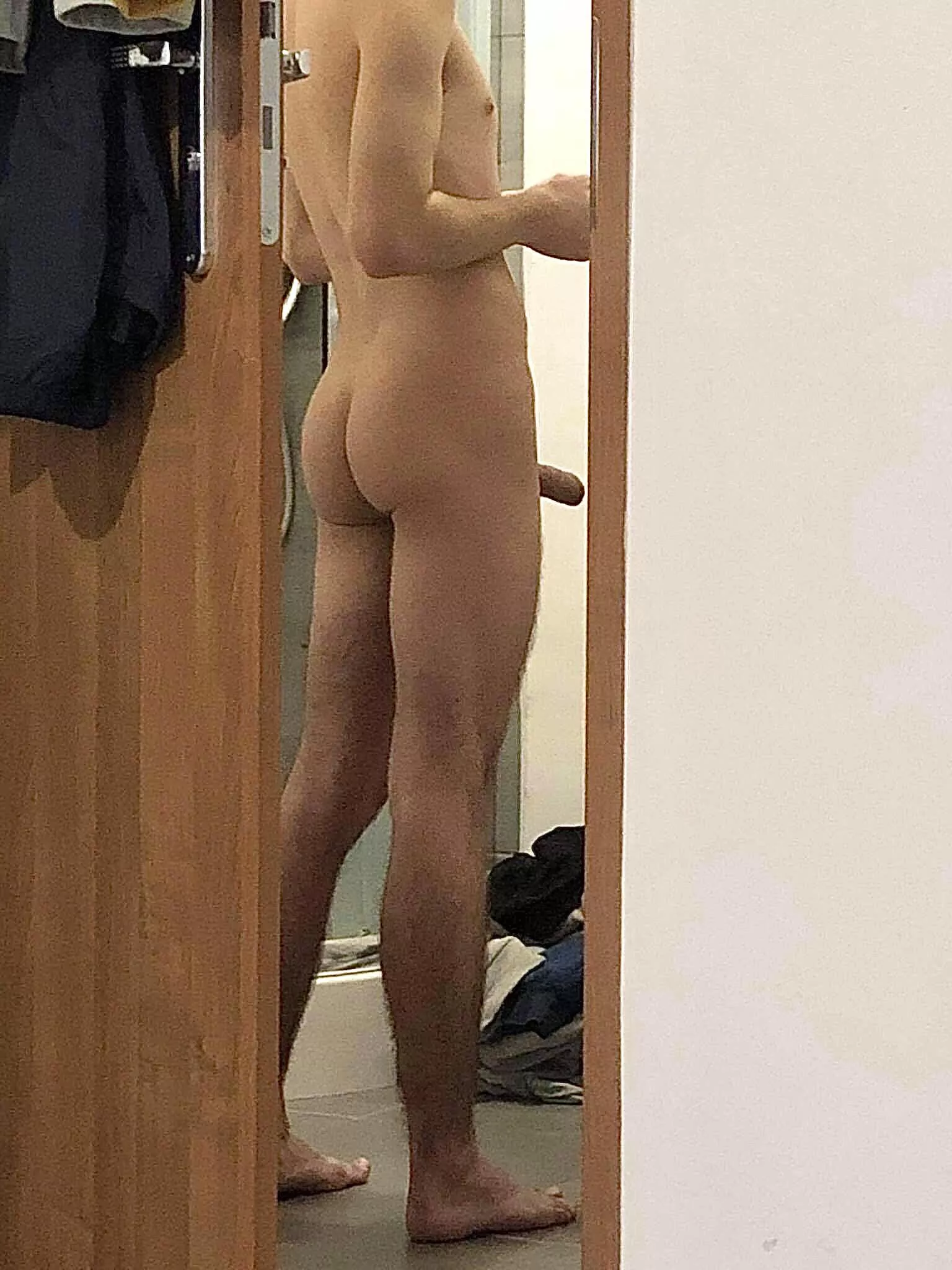 my roommate took that one but we cool