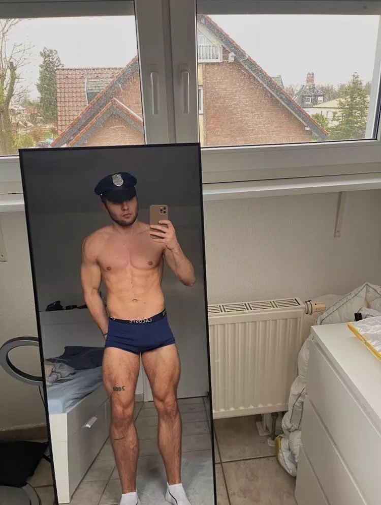 need someone to suck my dick