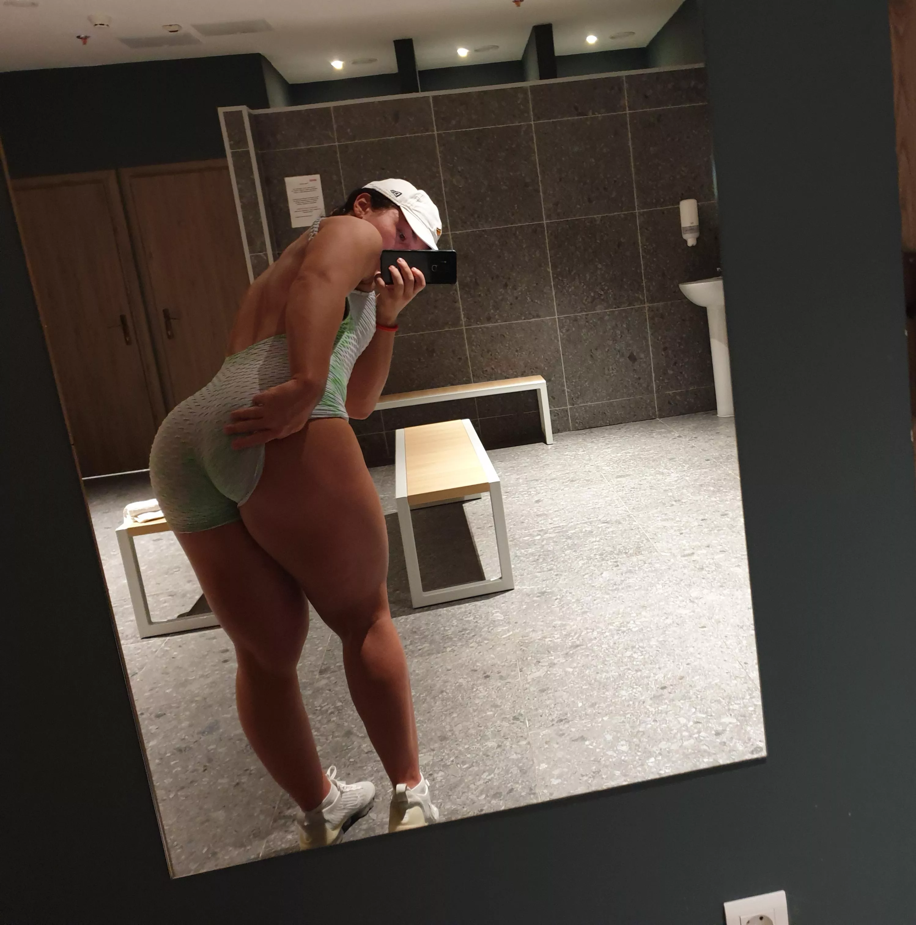 Off season thickness (f)