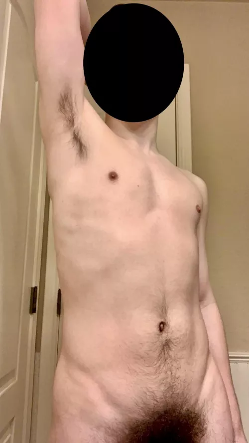 Pits before they get sweaty at the gym