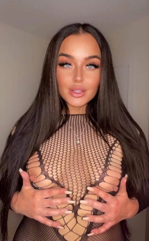 Shall I wear nipple covers or?