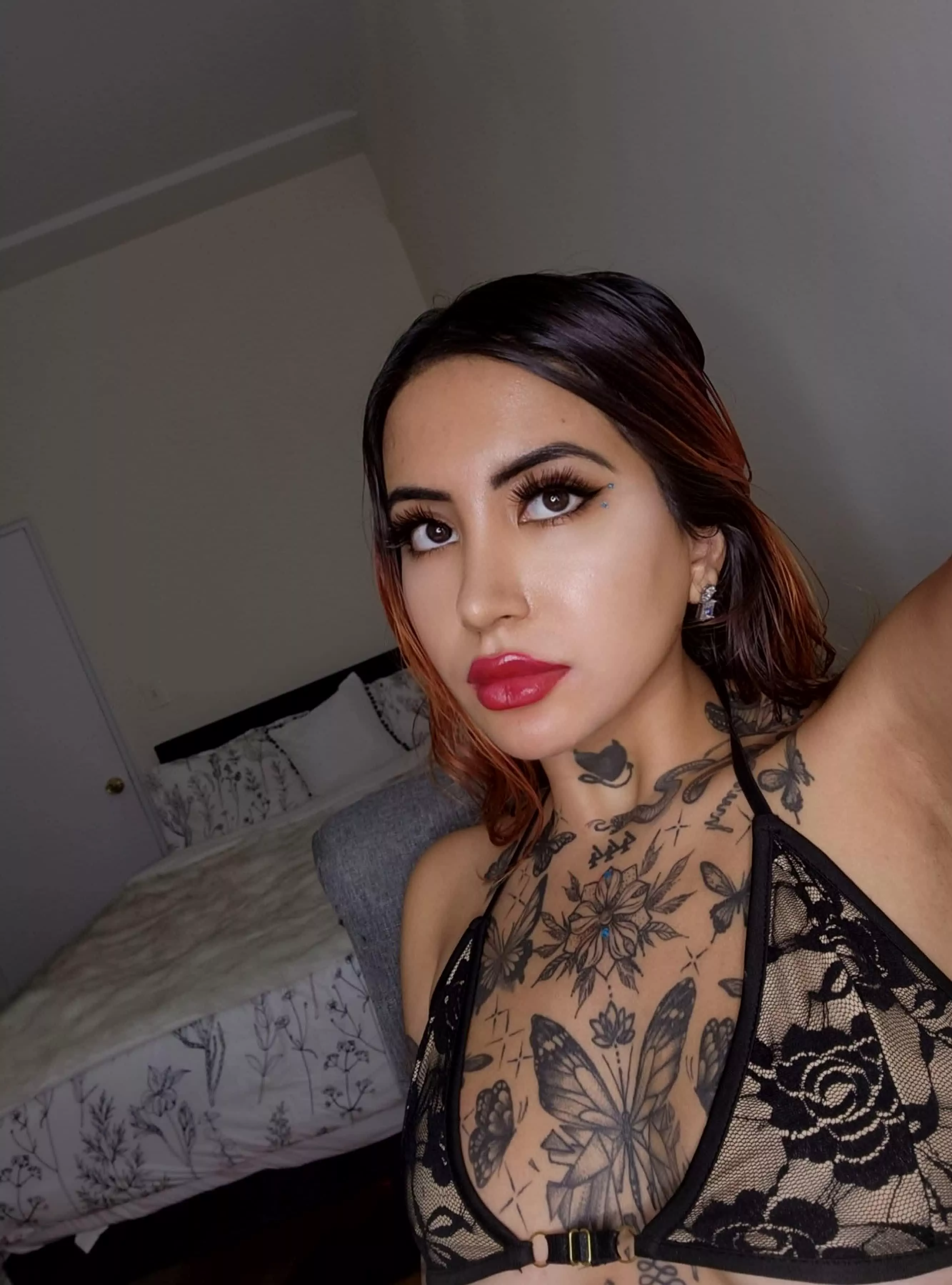 The type of pic I send after the date if I like you, especially if you're really into MCR